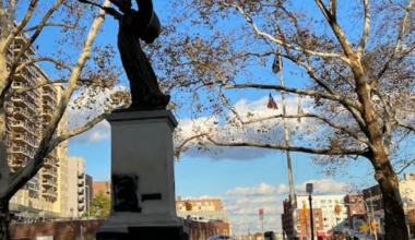 Bronx man arrested for allegedly stabbing Queens man to death in a public park