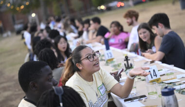 Students, faculty and staff enjoy traditionally Southern comfort food at the inaugural The Longest Table event on Alumni Lawn Oct. 1. (Vanderbilt University)