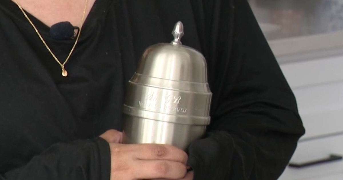 NYC error leads to auction of storage unit containing son's ashes
