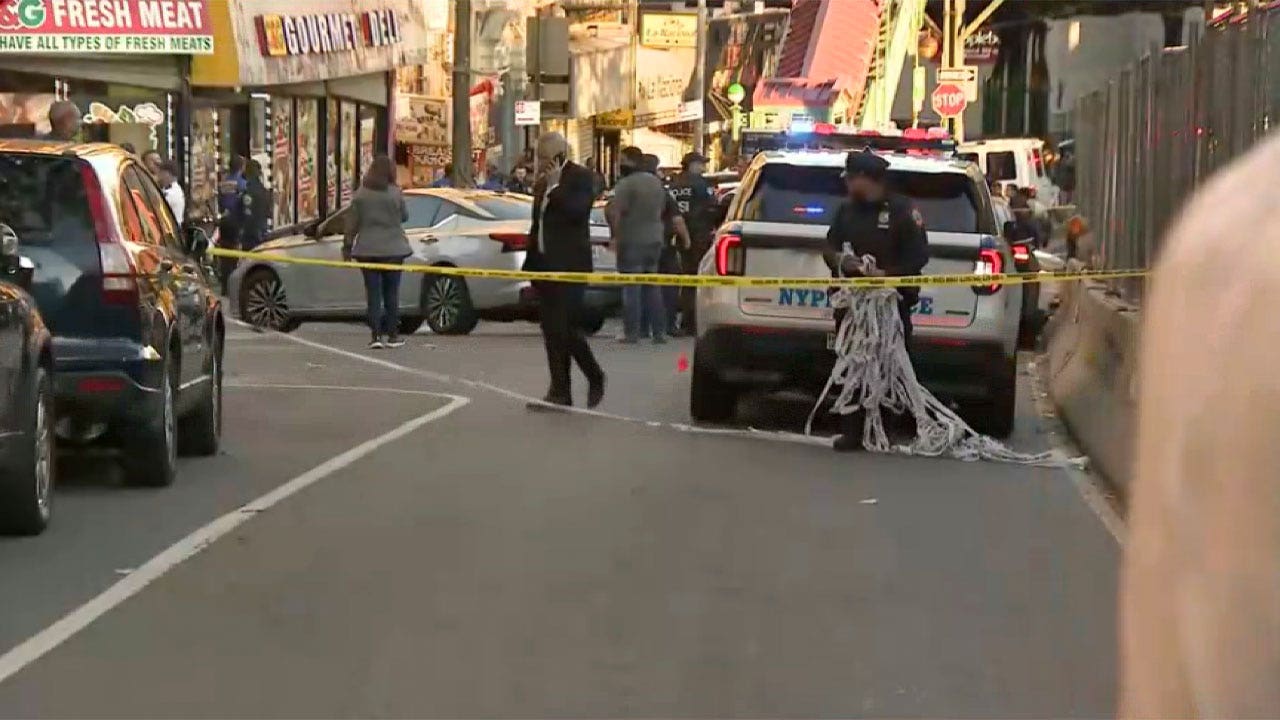 Federal agents involved in Bronx shooting, NYPD says 1 person shot