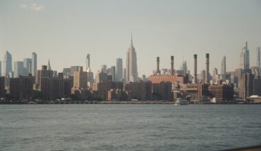 Manhattan median rent hits record $5,395/month in September