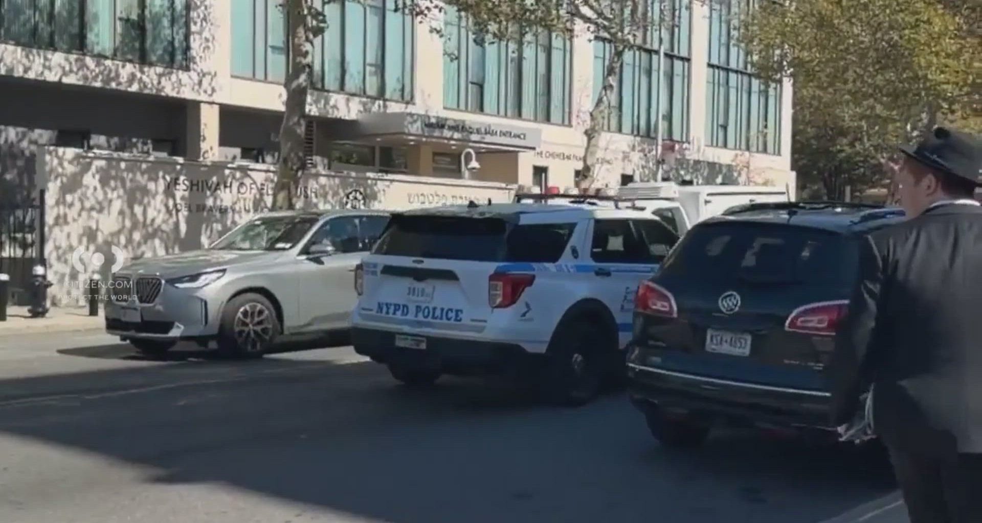 News 12 | Brooklyn | Bomb Threats Phoned Into 2 Jewish Schools In Brooklyn Moments Apart Both Schools Evacuated