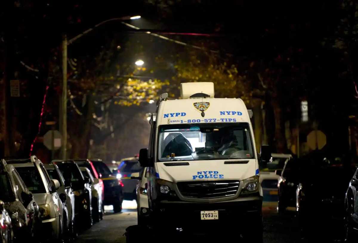 Teen busted after violent home invasion in Flushing; three armed accomplices remain at large: NYPD – QNS