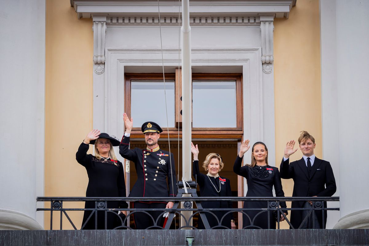 King Haakon of Norway, Queen Mette-Marit of Norway, Queen Sonja of Norway, Crown Princess Ingrid Alexandra of Norway and Prince Sverre Magnus of Norway at the Royal Palace on September 9, 2026 in Oslo