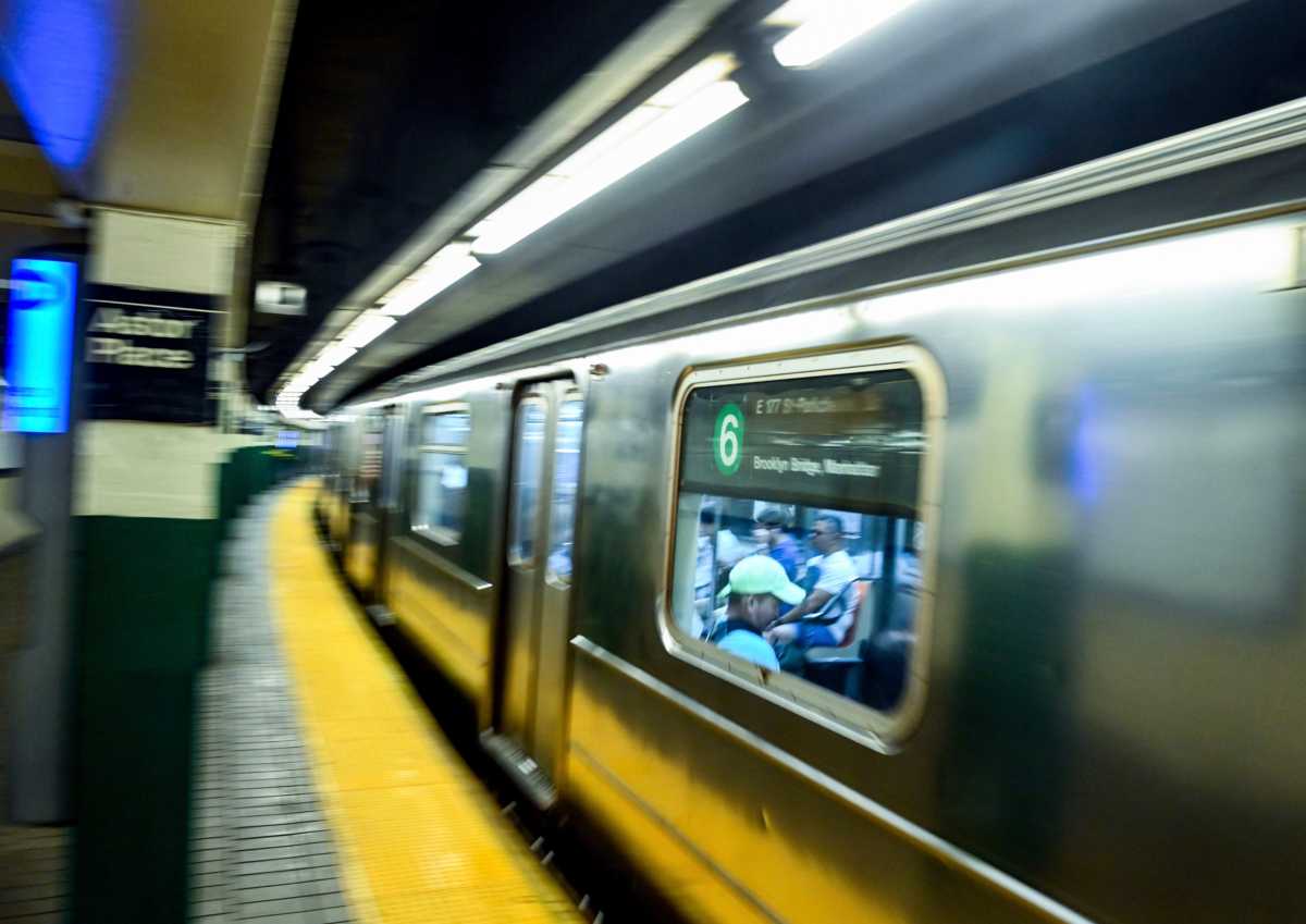 Manhattan subway stabbing: Man attacked after argument on 6 train in East Village, cops say