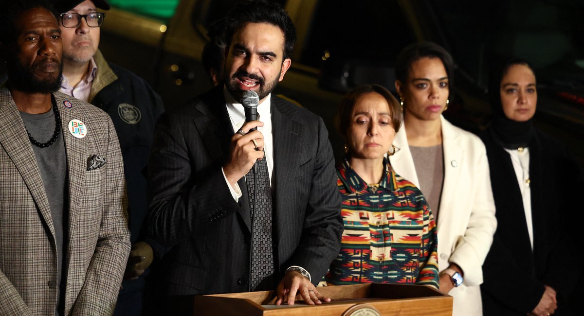 Mamdani and 100+ NY officials urge parking lot owners to ban ICE