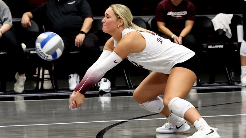 Volleyball drops contest at Queens