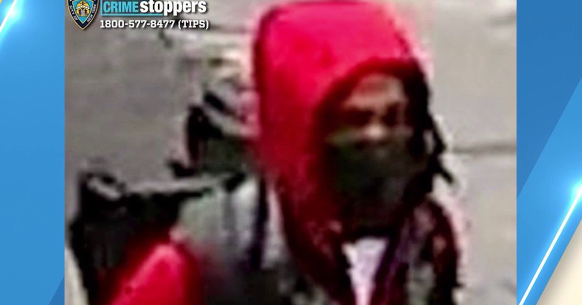 NYPD searches for masked suspect in fatal Midtown subway shooting