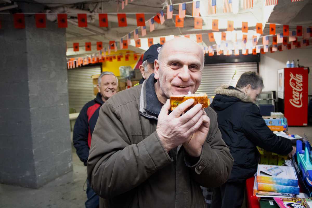 Beloved Albanian Bronx food pantry founder detained by ICE, leaving thousands without food aid – Bronx Times