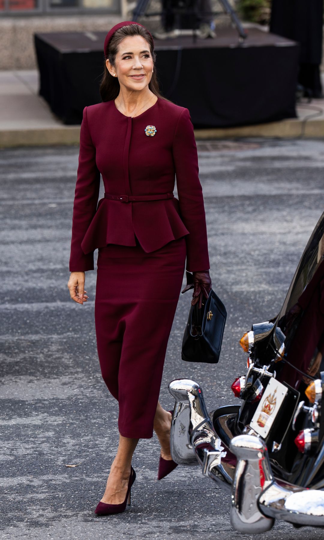 Mary added a colorful finishing touch with a vintage Dior brooch reportedly dating to 1964.
