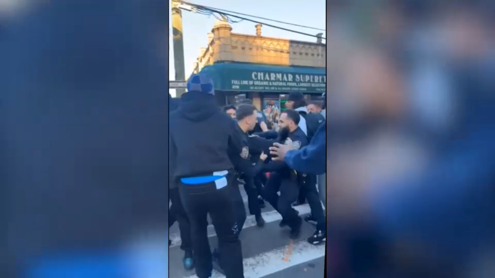 Staten Island NYPD assault: 17-year-old boy injured during arrest