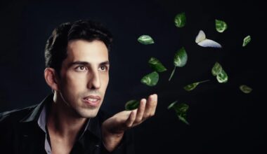 Vitaly Returns To Queens Theatre