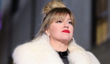 Kelly Clarkson Slams Brooklyn Store Over ‘Pretty Woman’ Snub