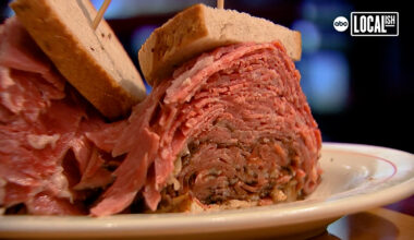 You can go home again: Carnegie Deli reopens 10 years after its original closure