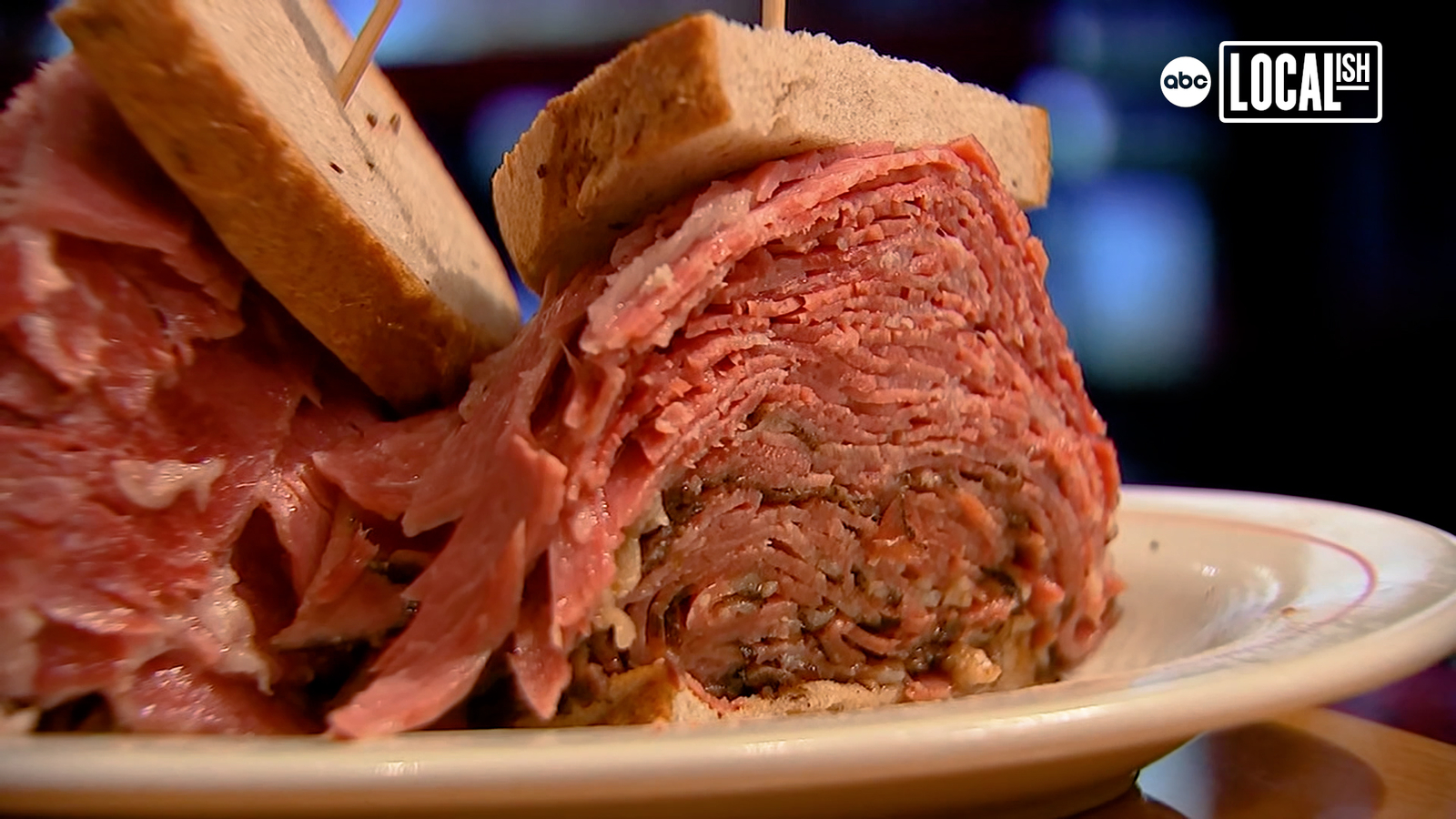 You can go home again: Carnegie Deli reopens 10 years after its original closure