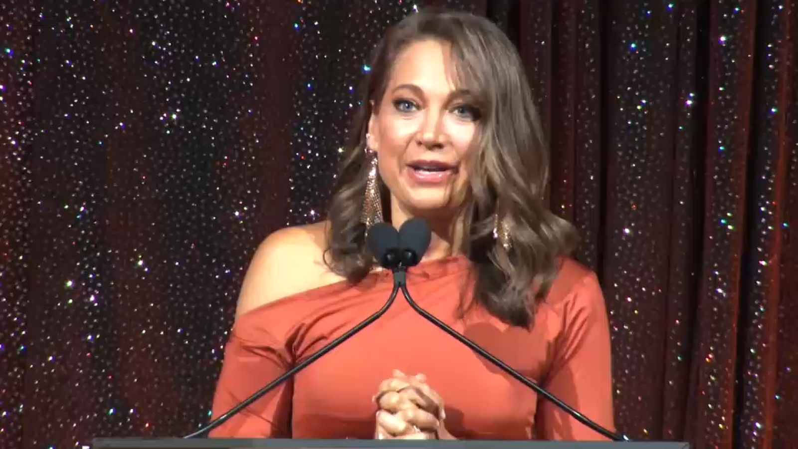 Campaign to End MS Gala emceed by ABC News' Ginger Zee in NYC