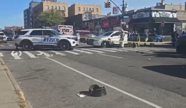 Bronx crash: 2 women dead, 1 critical after car runs through Allerton intersection