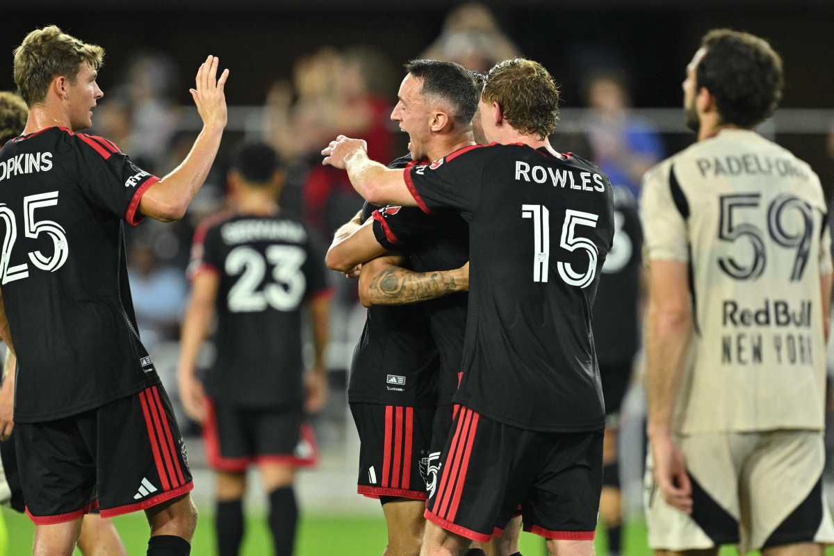 Red Bull New York takes step back in 2-1 loss to 10-man DC United