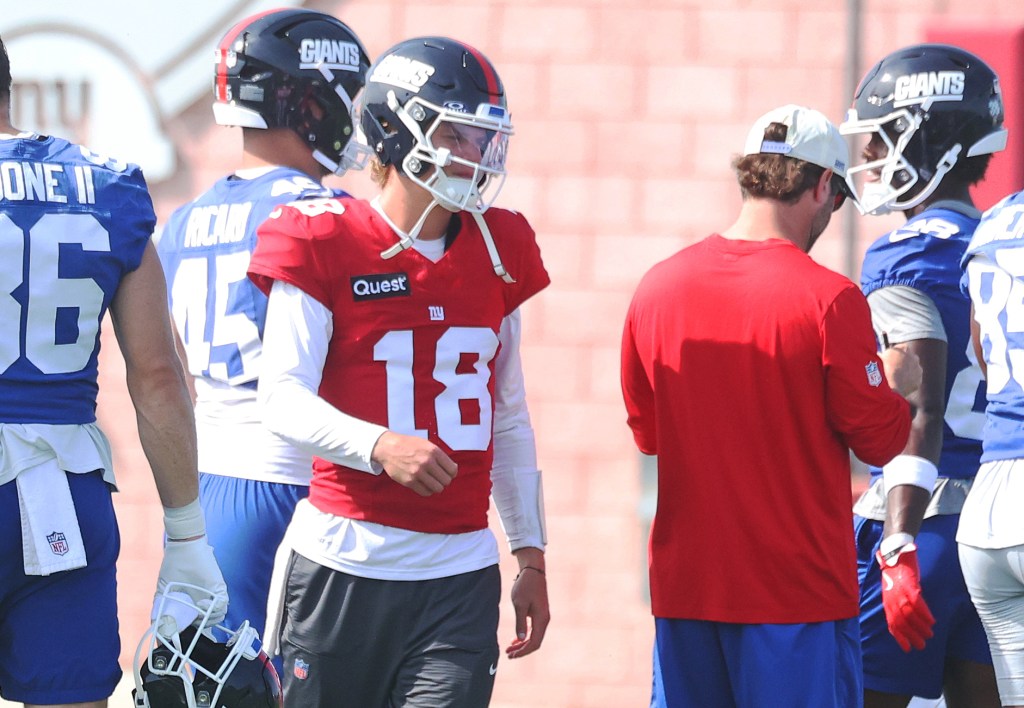 New York Giants quarterback J.J. McCarthy practices at Quest Diagnostics Training Center.