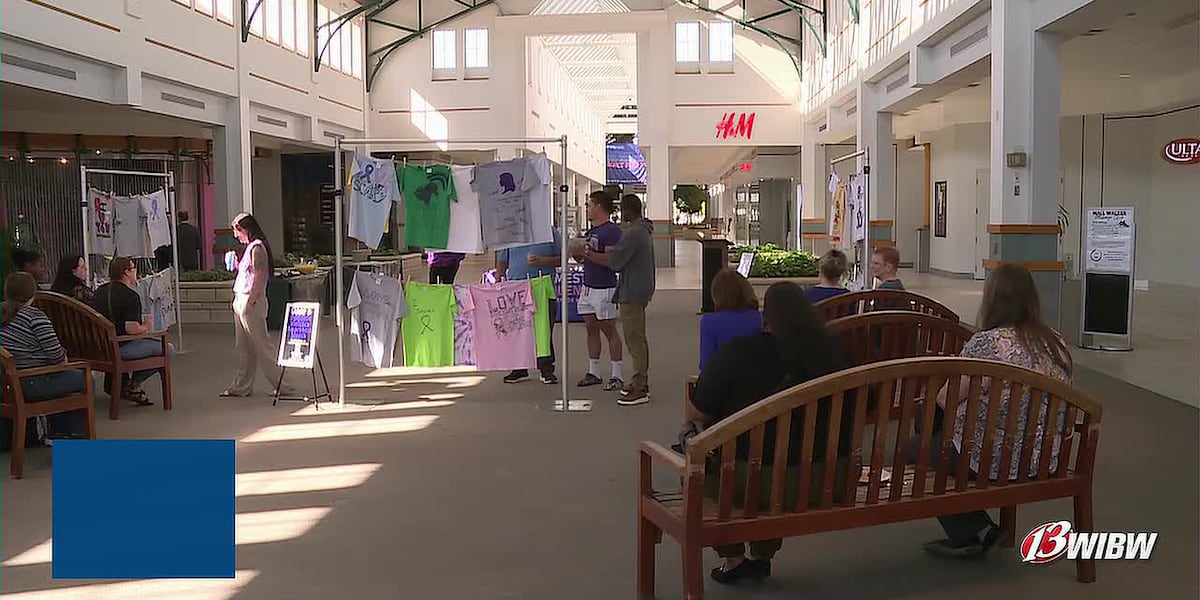 Manhattan Crisis Center opens exhibit in honor of Domestic Violence Awareness Month