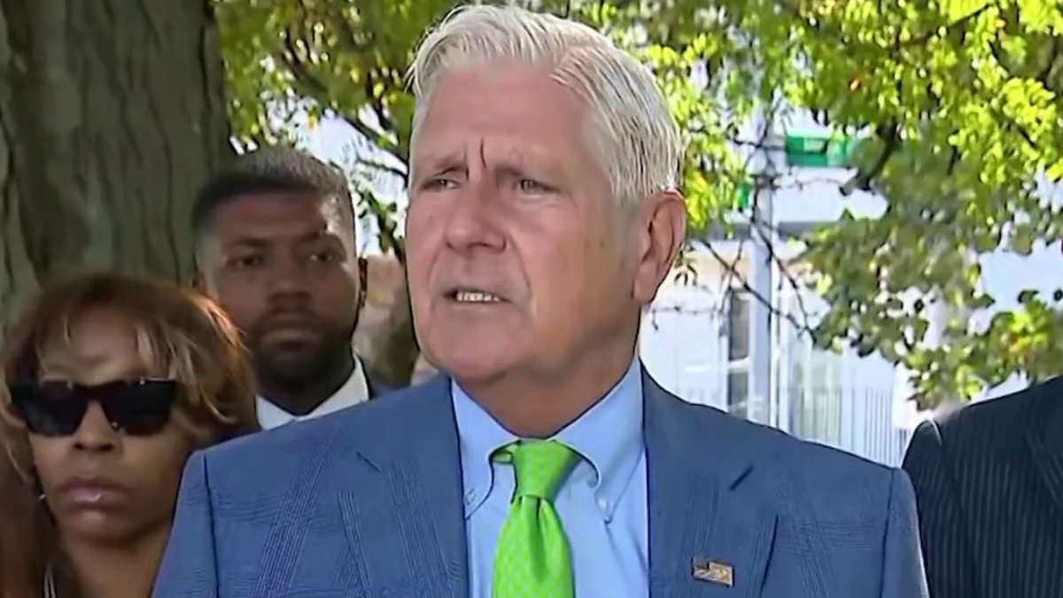 Republican gubernatorial candidate Bruce Blakeman unveils income tax plan – NBC New York