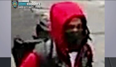 Gunman in red tracksuit wanted for deadly midtown Manhattan subway shooting – NBC New York