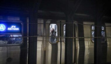 MTA starts $1.9 billion resignalling, track replacement work on A/C lines in Brooklyn and Queens