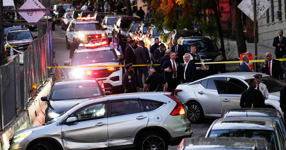 Federal agents involved in a shooting that wounds a person in New York, police say :: WRAL.com