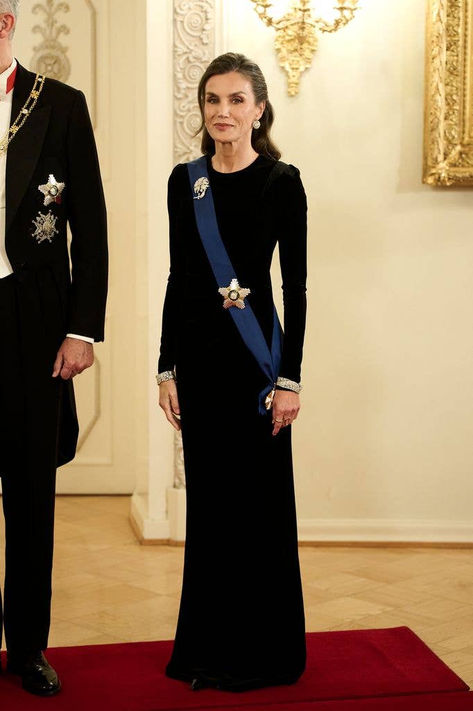 The Queen stunned in a figure-hugging gown on October 6