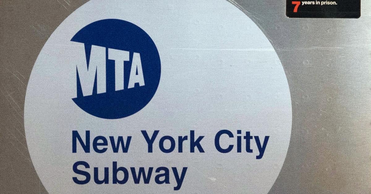 Man shot, killed on subway platform in midtown Manhattan | National News