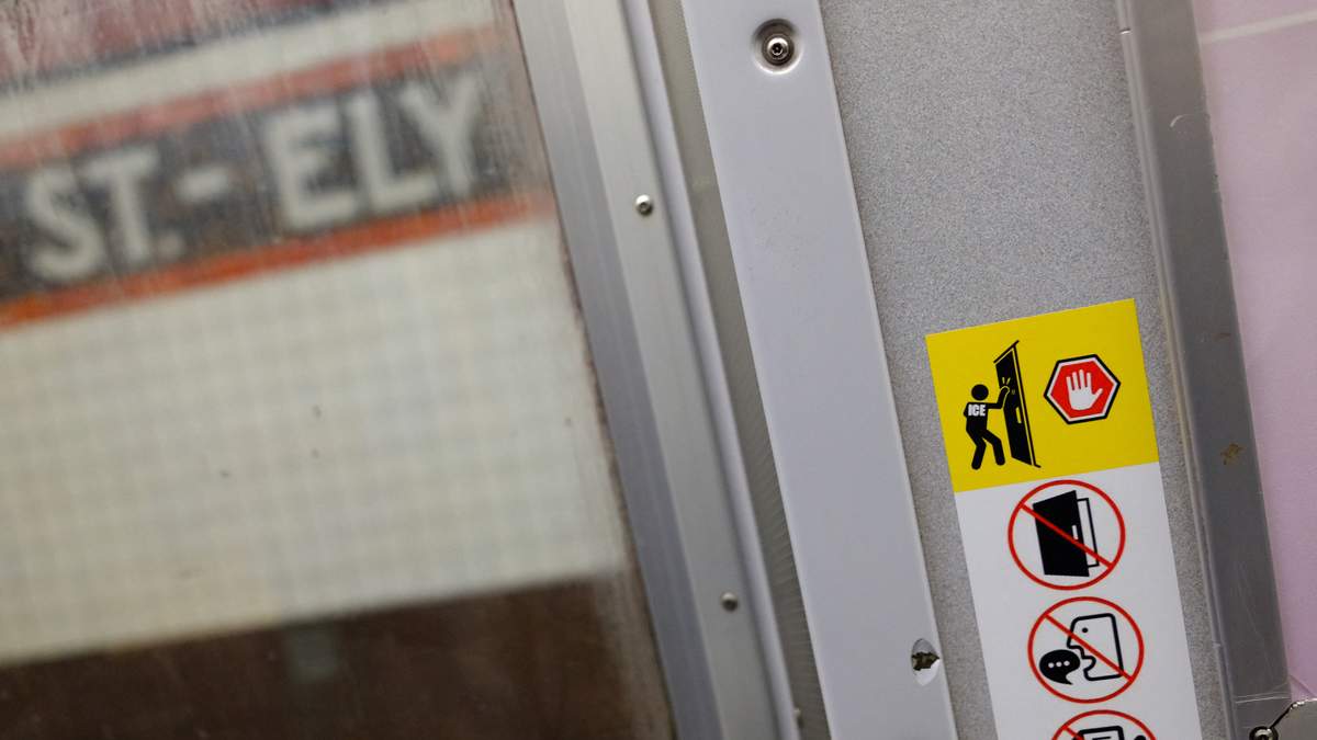 NYPD Hunts For Subway Shooter In Midtown Manhattan
