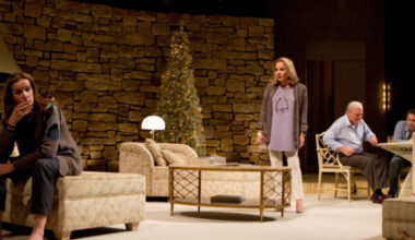 Look Back on the Original Broadway Production of Other Desert Cities, Starring Stockard Channing