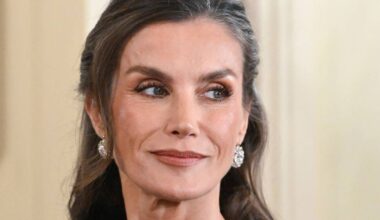 Queen Letizia wears figure-hugging gown and diamonds for historic night in Finland