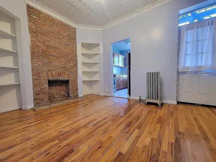 90 Clinton Avenue.