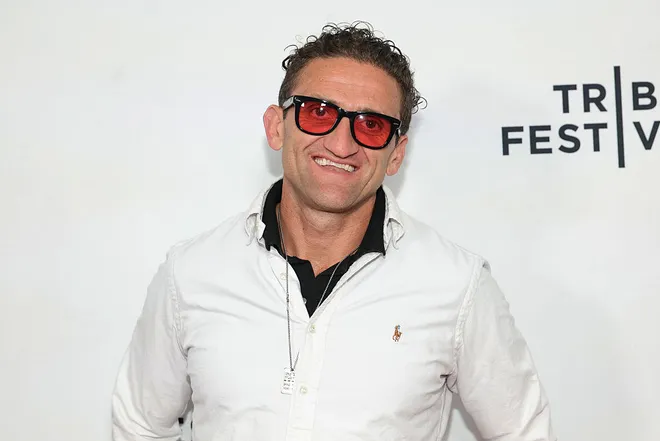Content creator and entrepreneur Casey Neistat will run to benefit the NYRR Team for Kids.