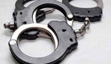 Manhattan man arrested on $250,000 warrant for failure to appear