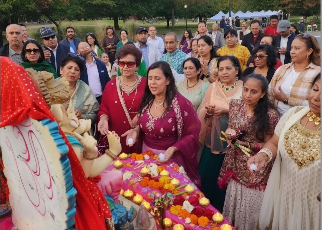 Arts4All Diwali and Navaratri Festival Draws 2,000 to Queens