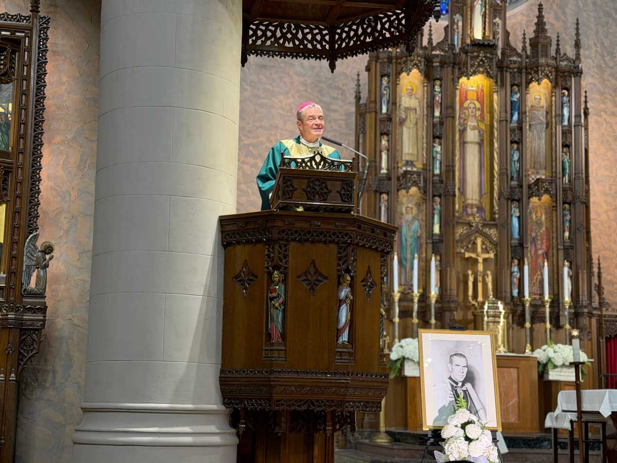 Bishop Brennan celebrates beatification of Fulton Sheen during mass in Forest Hills – QNS