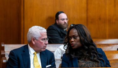 Brooklyn Dems’ leadership battle hits new snag in court as parties battle over legal representation • Brooklyn Paper