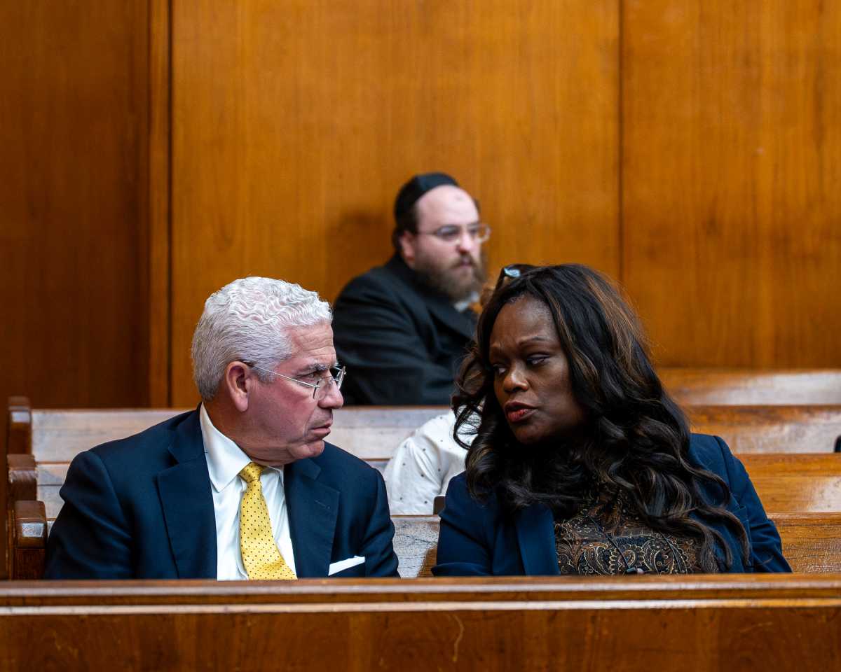Brooklyn Dems’ leadership battle hits new snag in court as parties battle over legal representation • Brooklyn Paper