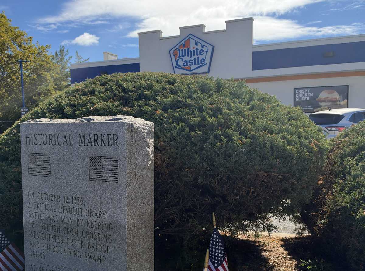 Revolutionary War history hides in plain sight outside Bronx White Castle – Bronx Times