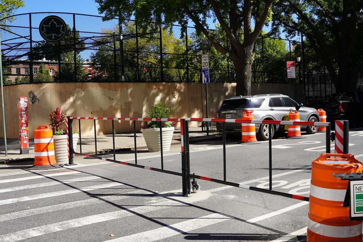 NYC establishes first permanent ‘School Street’ with new swing gates on block near two Lower Manhattan schools