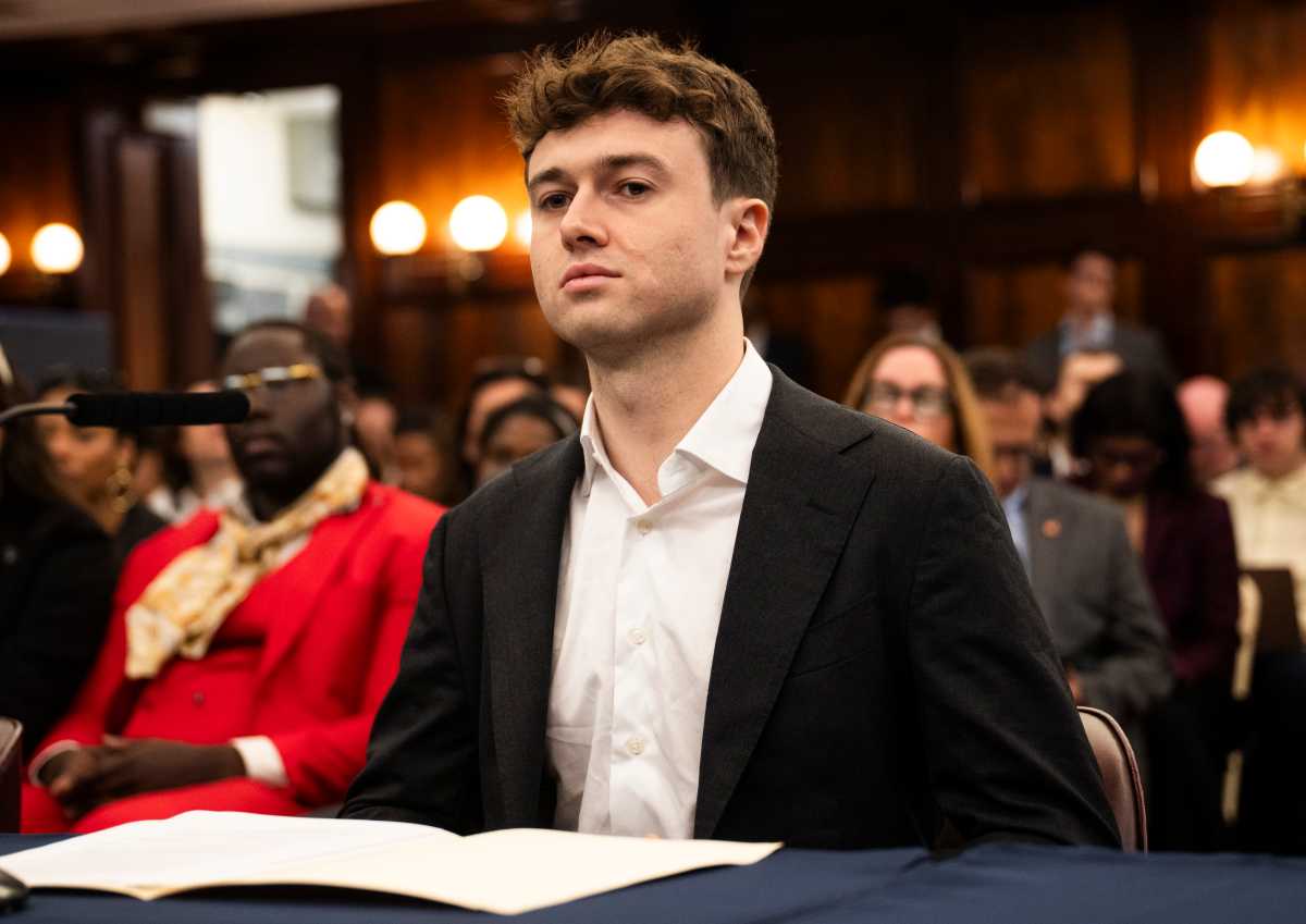 AI giants give few clear answers to key safety questions at NYC Council hearing amid whistleblower warnings