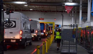 Bronx Amazon delivery contractors warn Mamdani-backed bill could put jobs at risk – Bronx Times