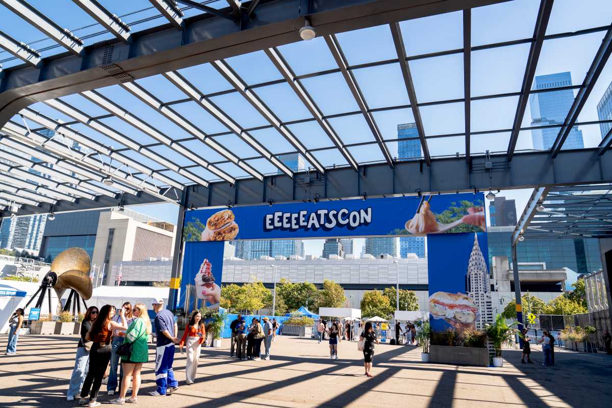 EEEEEATSCON