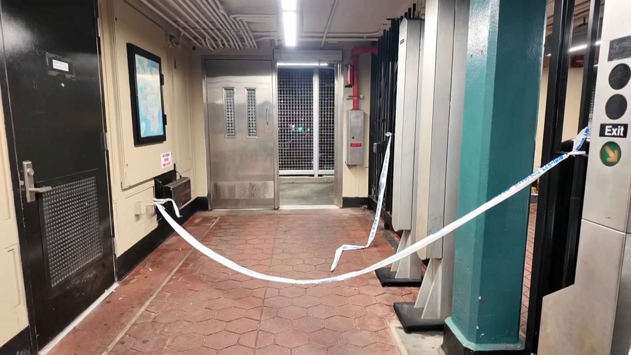 Woodhaven Boulevard subway station