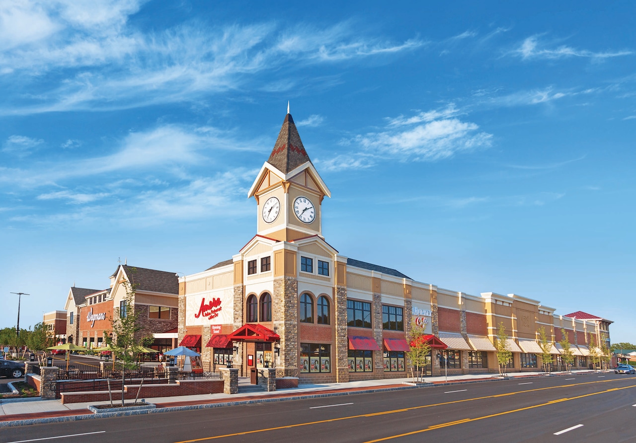 Wegmans Amore restaurant
