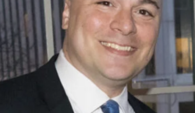 Former Queens judge censured for using gun to trick police officer during a hearing — Queens Daily Eagle