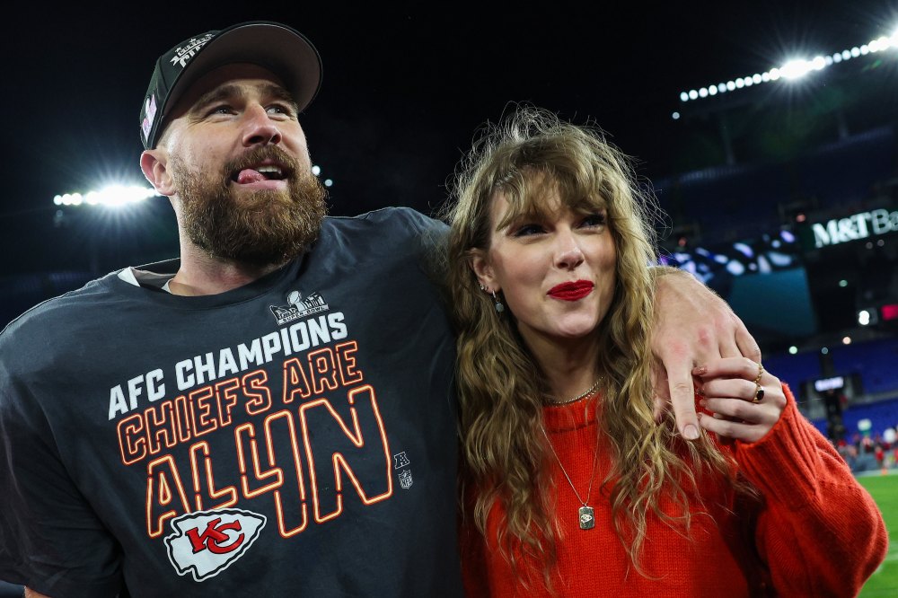 GettyImages-1970250659-Taylor-Swift-and-Travis-Kelce-Spotted-Holding-Hands-on-NYC-Date-Night.jpg