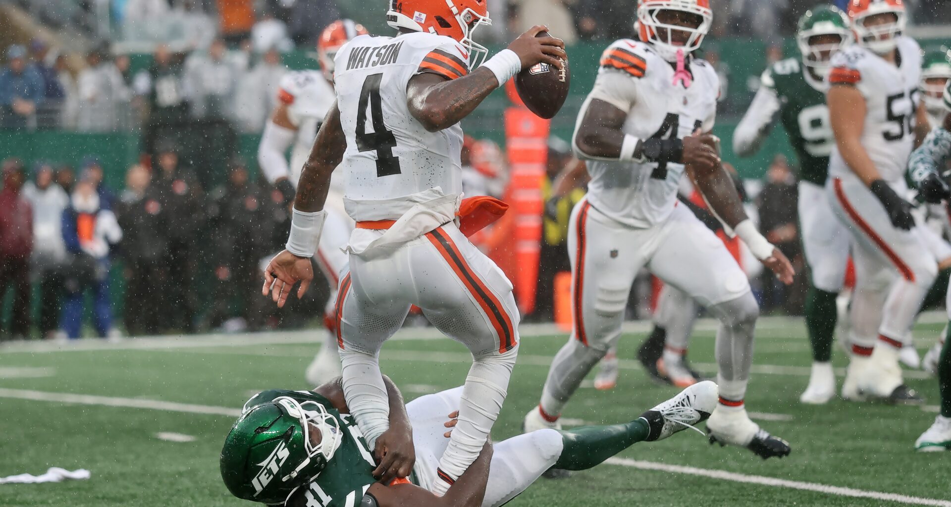 David Bailey gets three sacks as Jets snap three-game skid in win over Browns